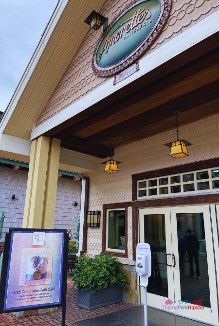 Disney Springs Amorette’s Entrance. Keep reading to learn more about the Disney Mobile order service.